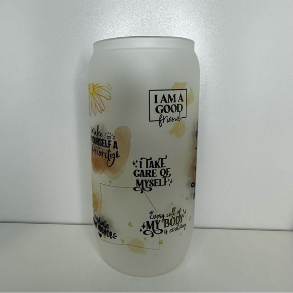 SHE IS Can glass cup - Picture 4 of 4